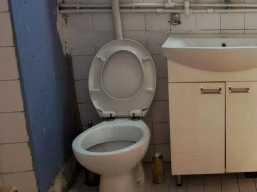 Ugradnja WC šolje i vodokotlića